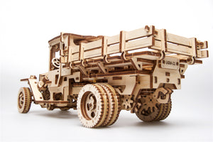 Kuorma-auto UGM-11